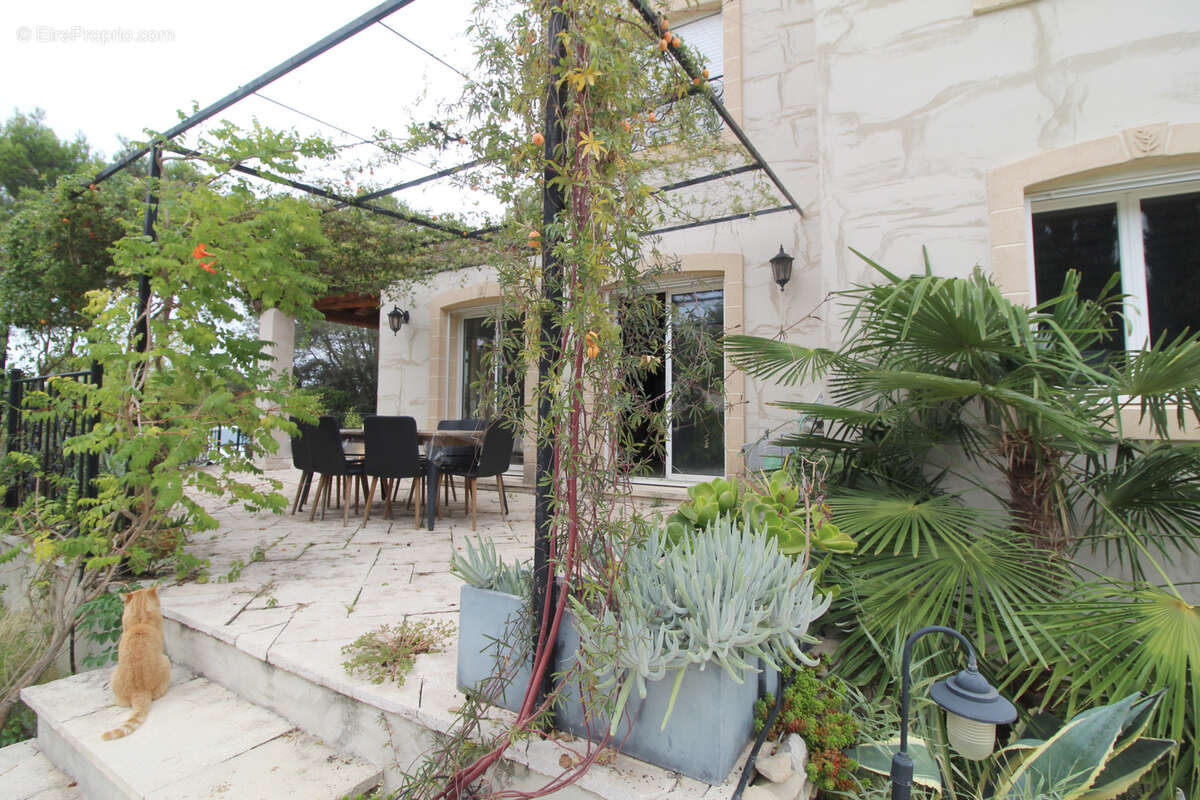 Maison à NIMES