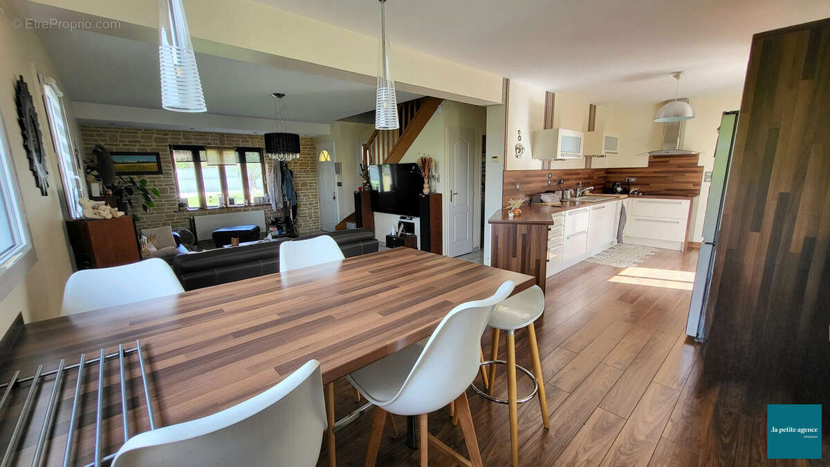 Maison à MERVILLE-FRANCEVILLE-PLAGE