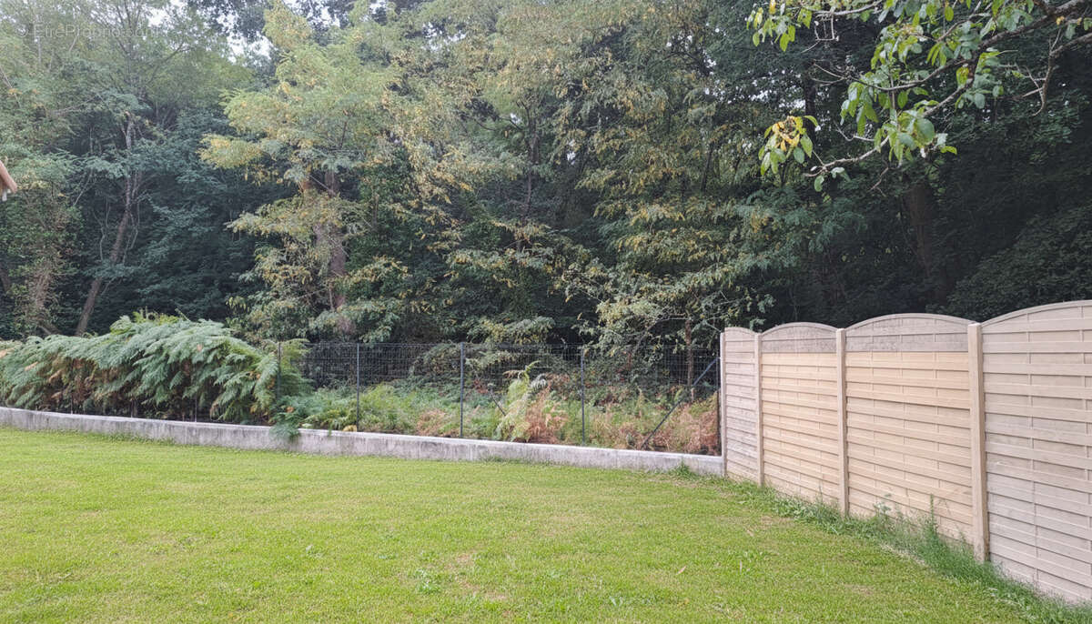 Maison Breuillet 5 pièce(s) 172 m2 - photo 12
