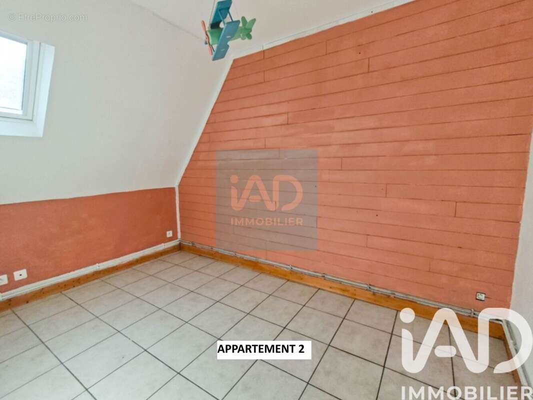 Photo 7 - Appartement à VILLENEUVE-SUR-YONNE