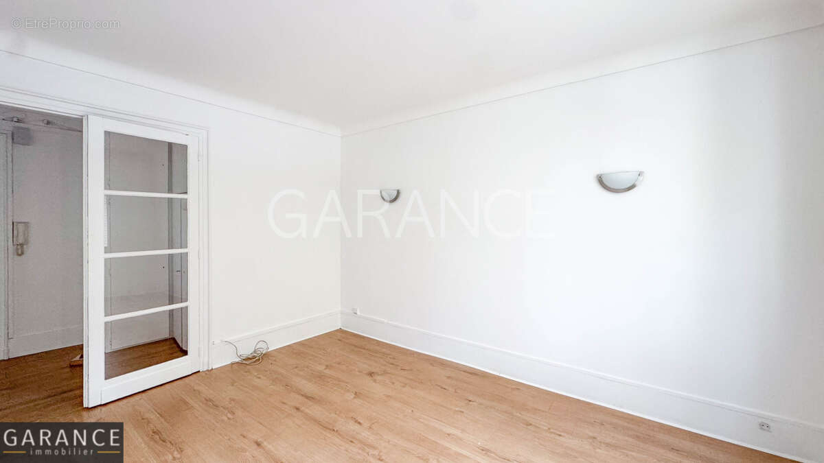 Appartement à PARIS-12E