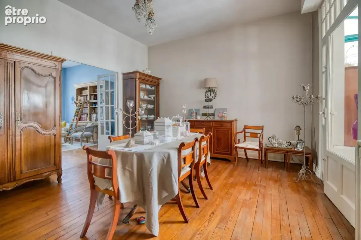 Maison de 8 pièces de 193 m² située à Toulouse - photo 5