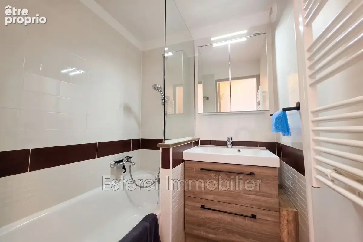 Appartement 2 pièces 28 m² à vendre à Saint-Raphael (83700) - photo 5