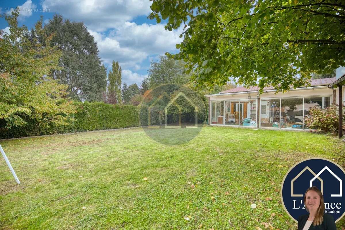 Maison à MONTFORT-L&#039;AMAURY