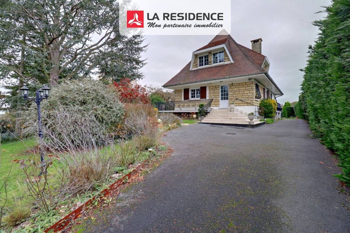 Maison à VILLIERS-ADAM