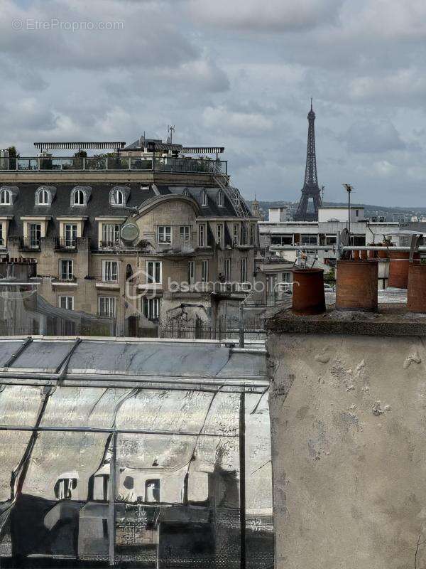 Appartement à PARIS-18E