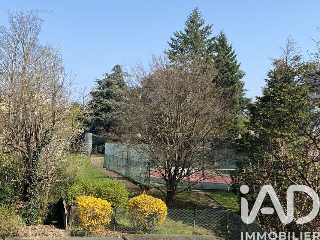 Photo 2 - Appartement à SAINTE-FOY-LES-LYON