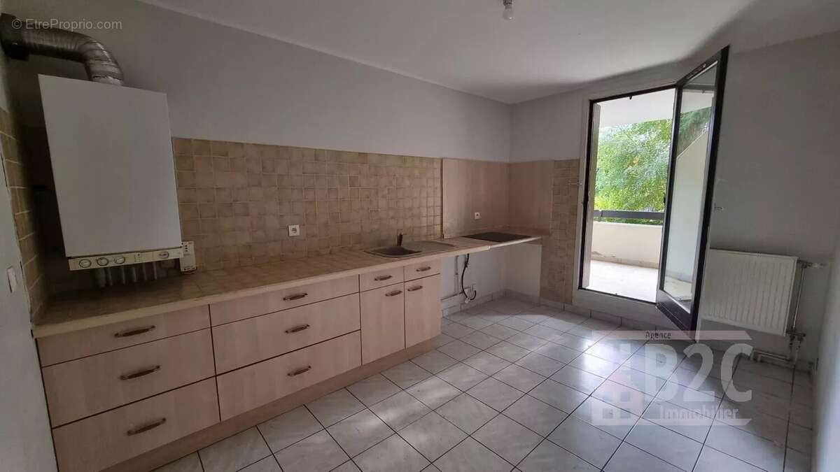 Appartement à FONTAINE