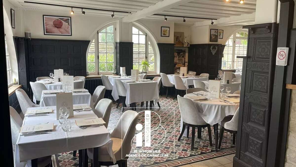 Commerce à ARBONNE-LA-FORET