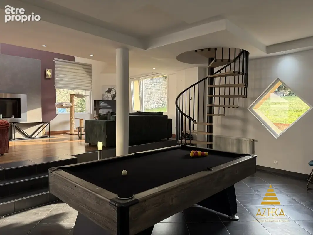 Maison 8 pièces 258 m² à vendre à Noyelles-Sur-Escaut (59159) - photo 5