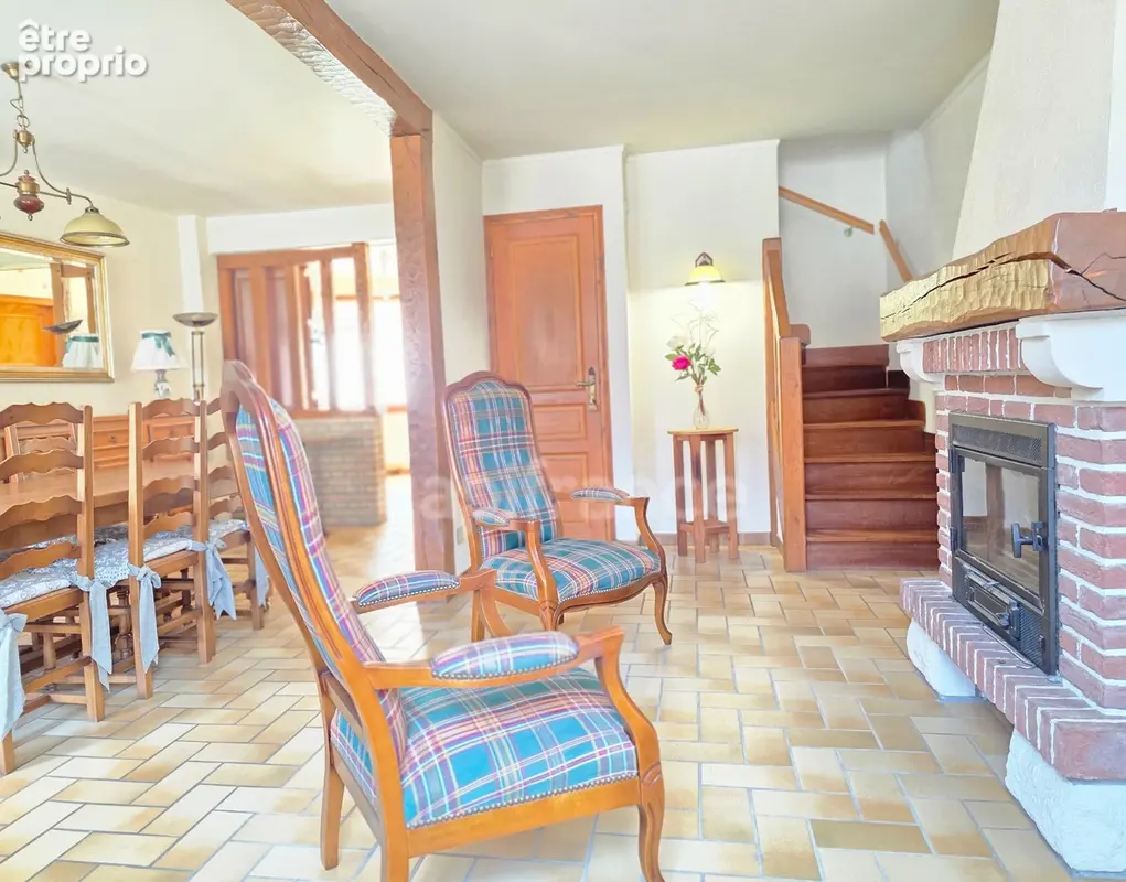 À vendre maison de ville proche de la mer de 77.5m², 4 pièces a eu (76) - photo 3
