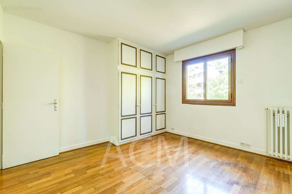 Appartement à MAISONS-LAFFITTE