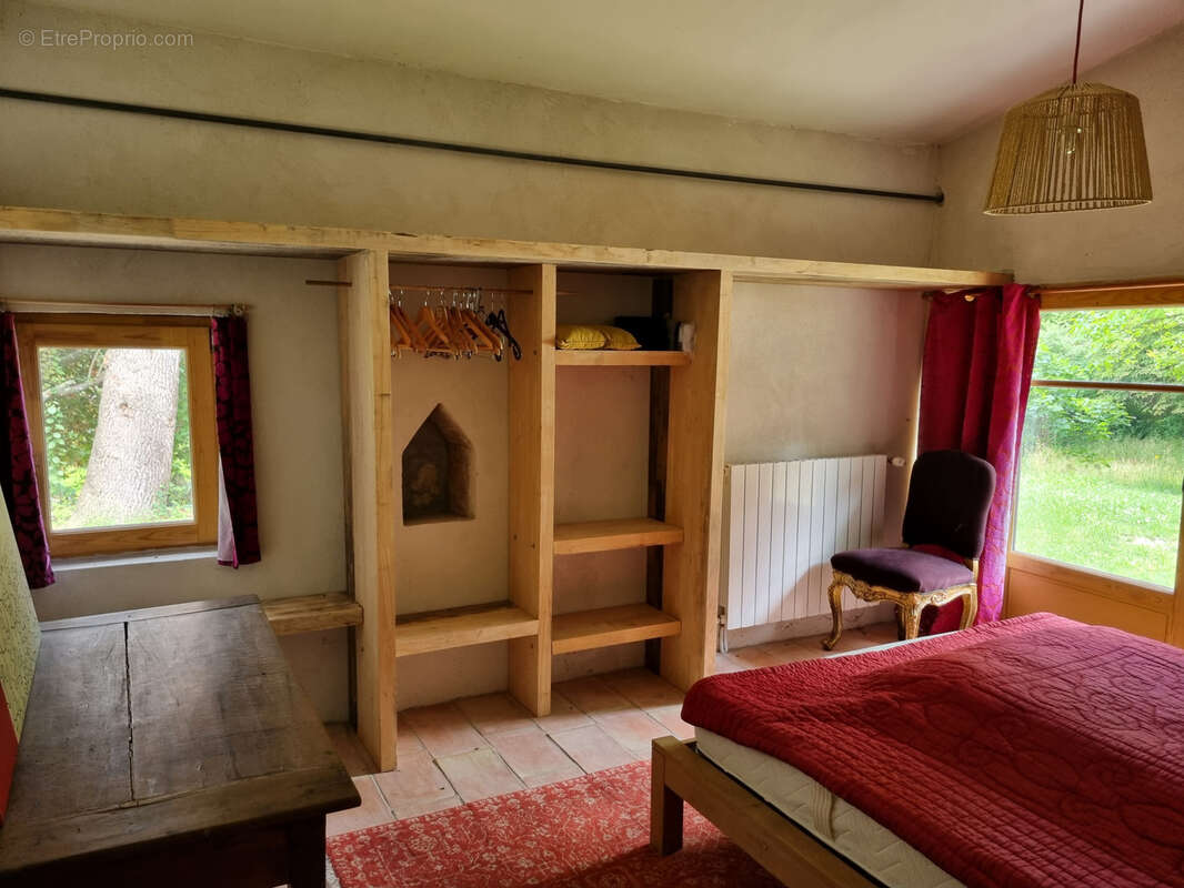 Maison à SAINT-PIERRE-DE-CLAIRAC