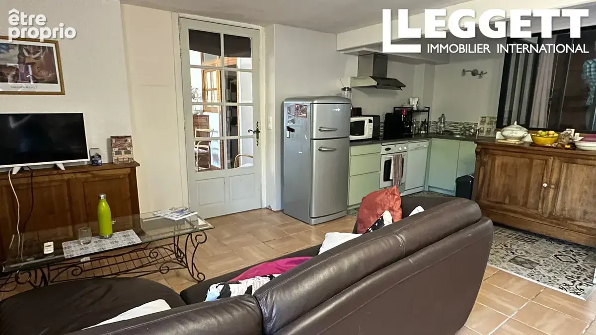 Charmante maison en pierre de 202 m² avec piscine, jardin fleuri et logement indépendant - photo 10