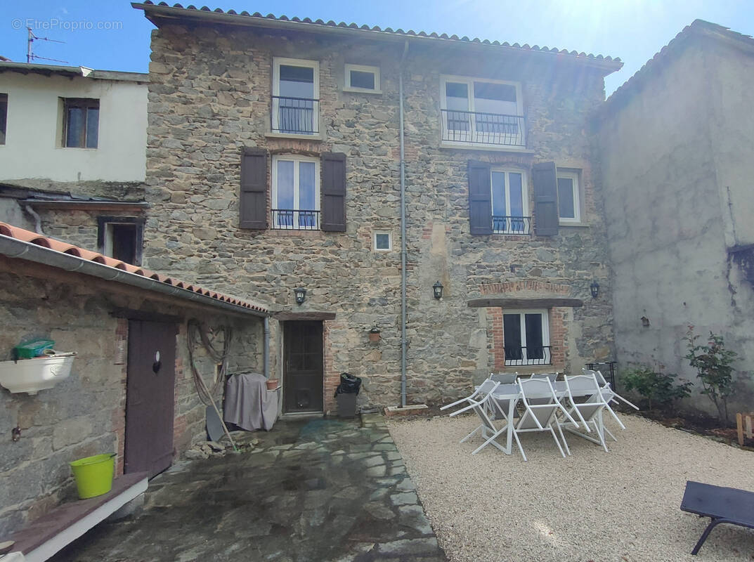 Maison à THIERS