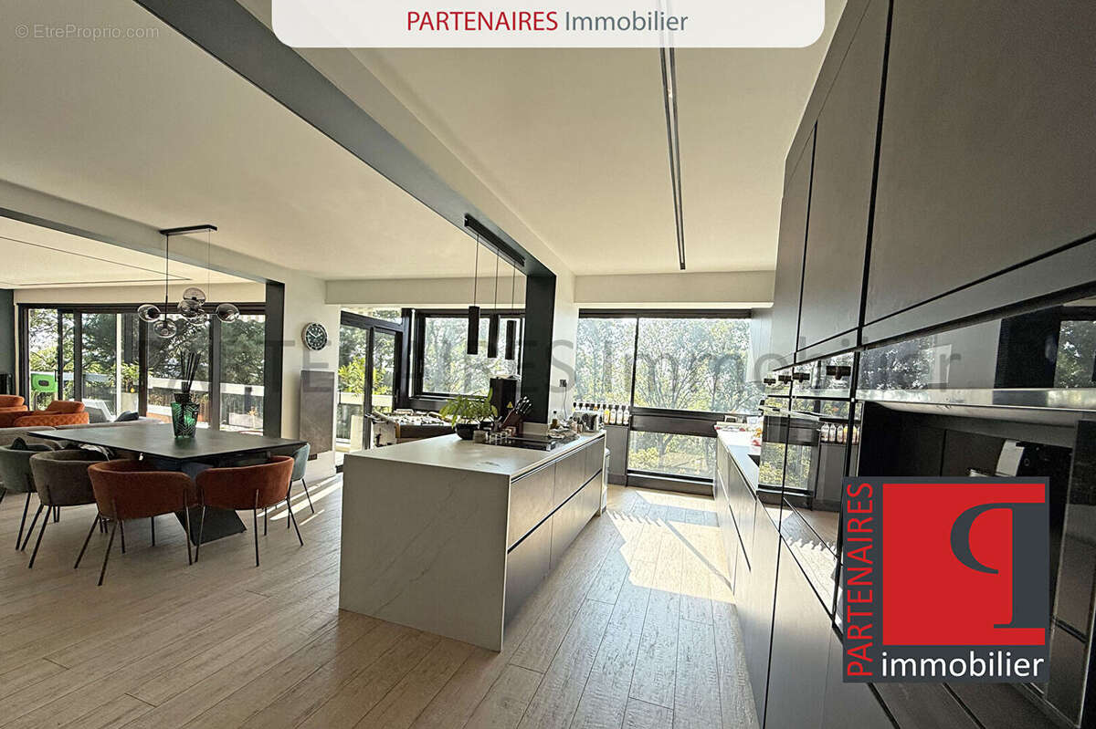 Appartement à LE CHESNAY