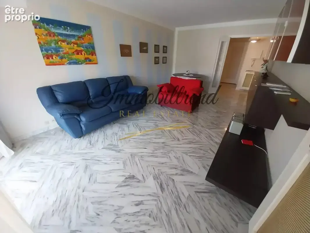 ROQUEBRUNE PLAGE - EXCLUSIVITE !! Lumineux 2 pièces traversant - photo 5