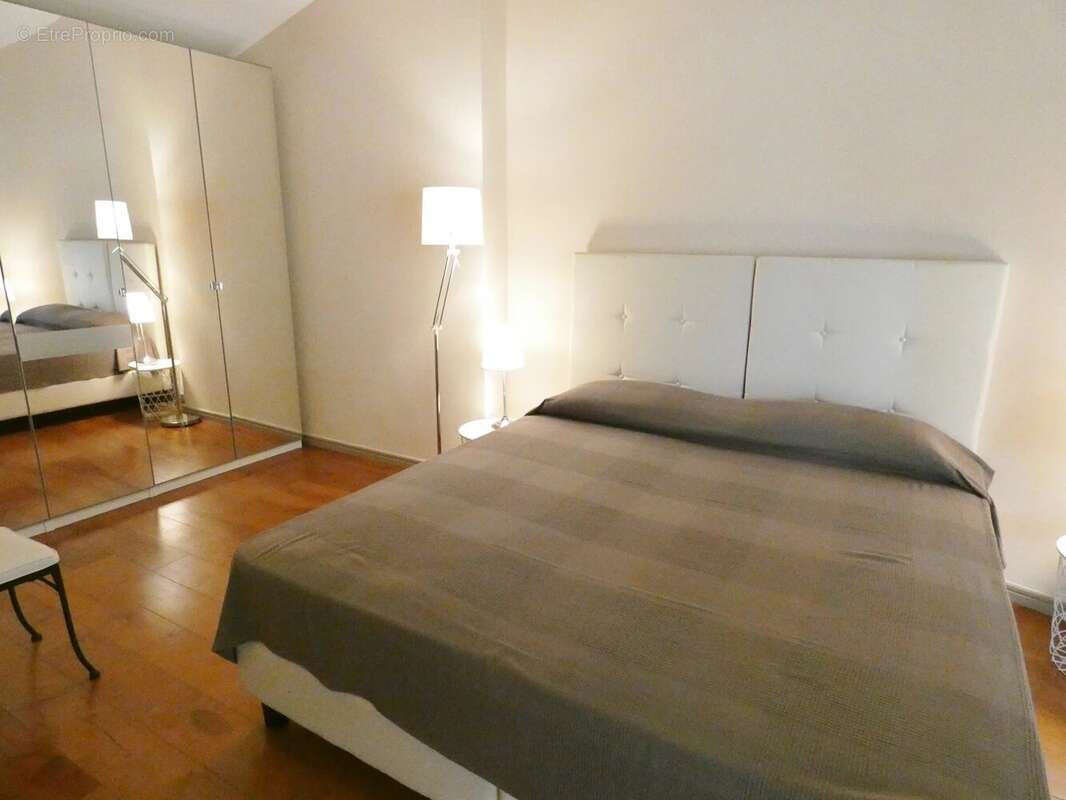 Maison à MOUGINS