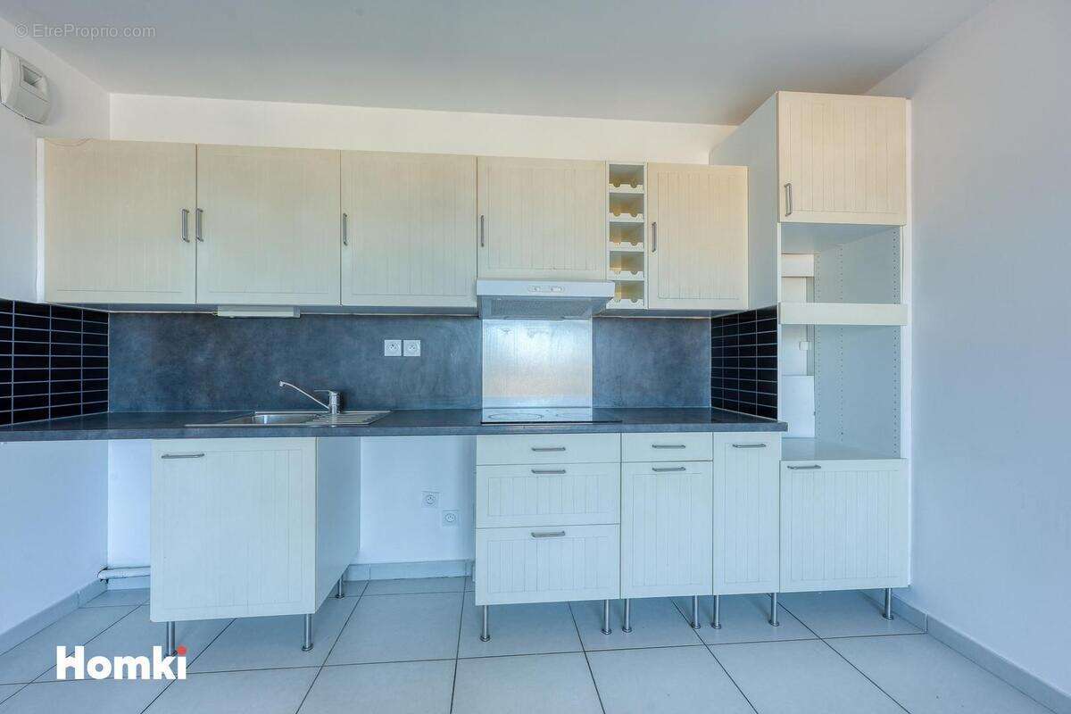 Appartement à SIX-FOURS-LES-PLAGES