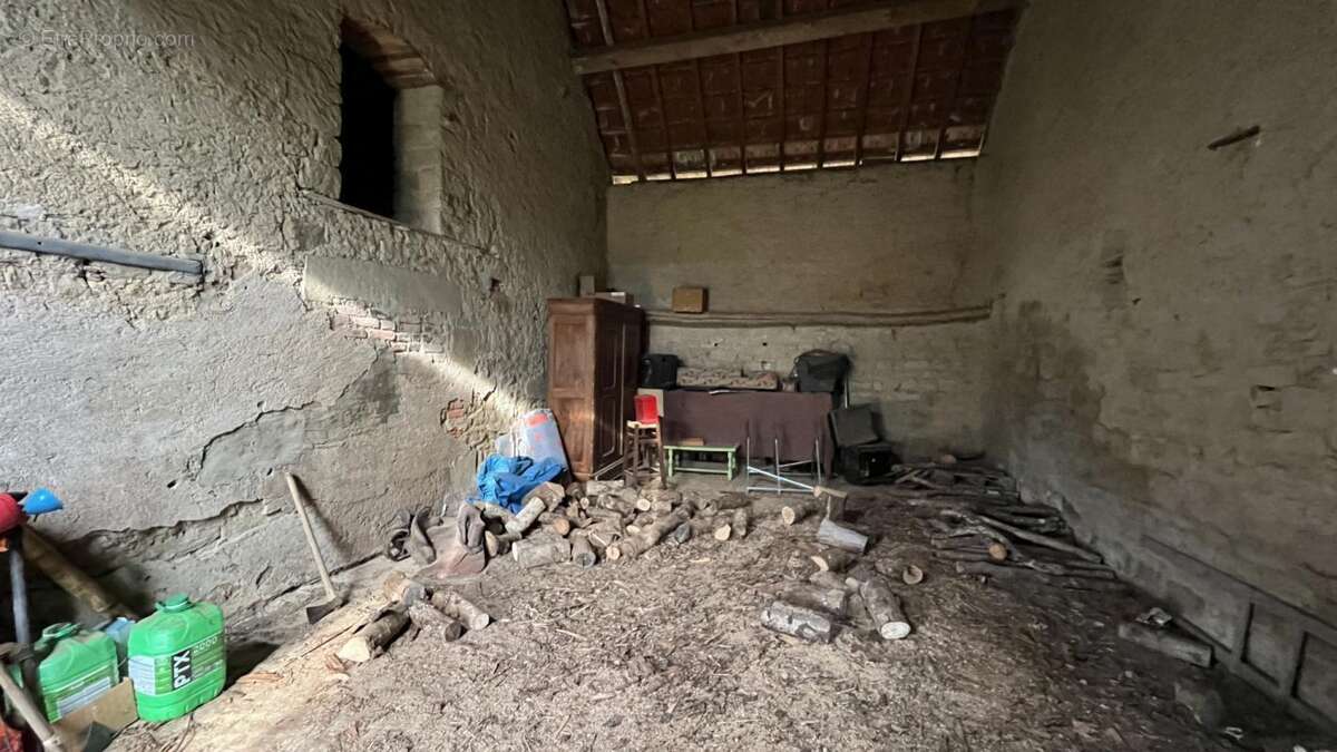 Maison à DRACY-SAINT-LOUP