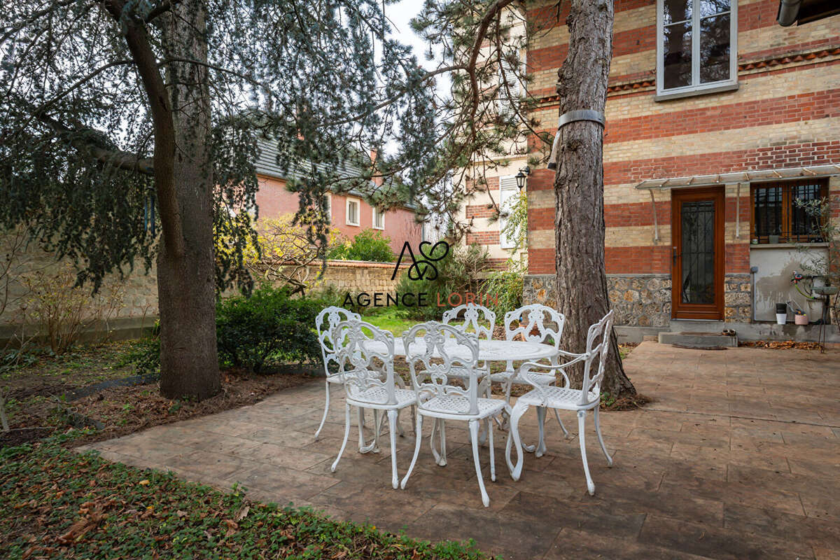 Maison à LE VESINET