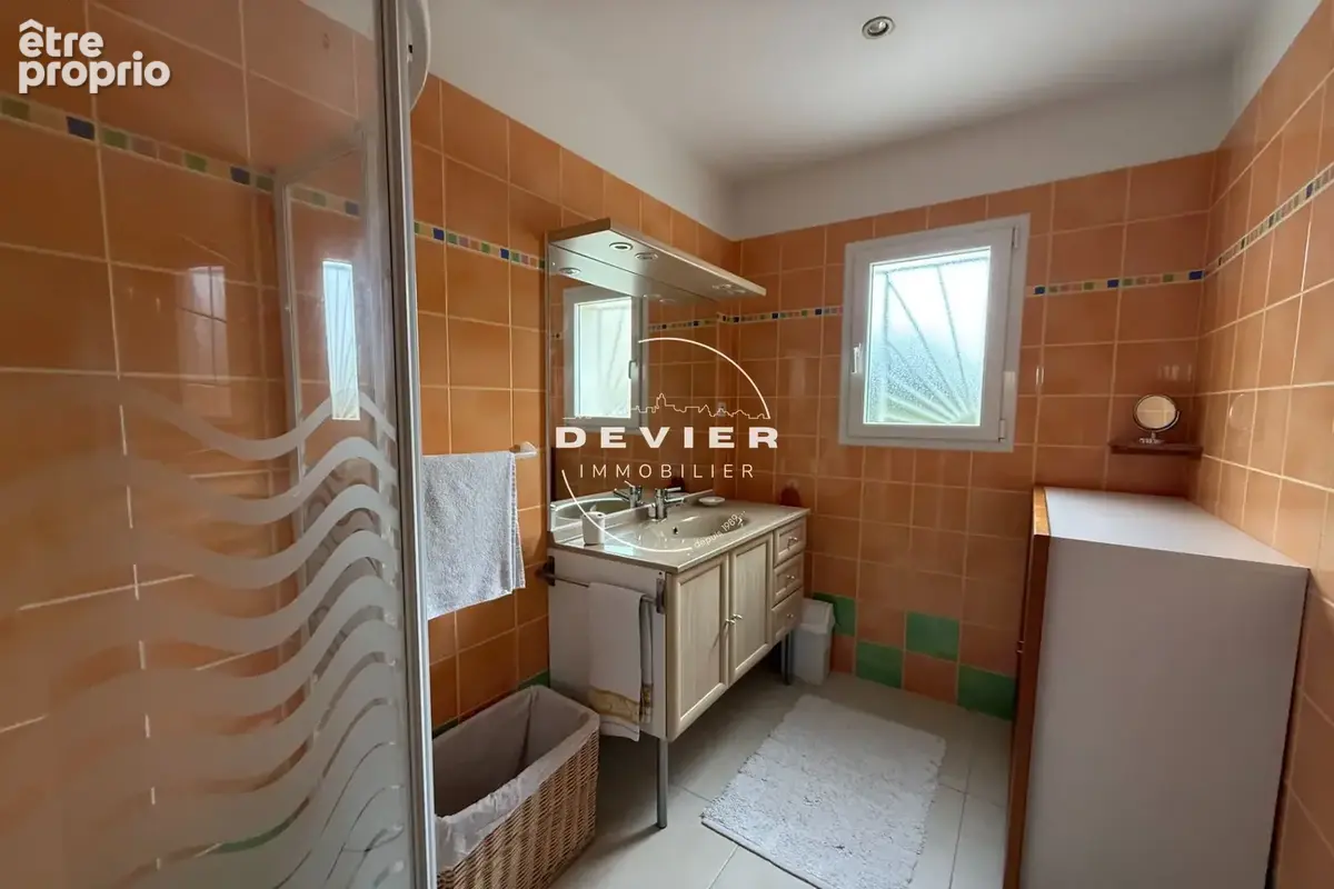 Maison 4 pièces 160 m² à vendre à Saint-Series (34400) - photo 7