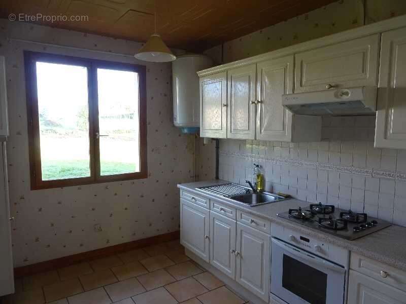 Maison à VERNEUIL-SUR-VIENNE