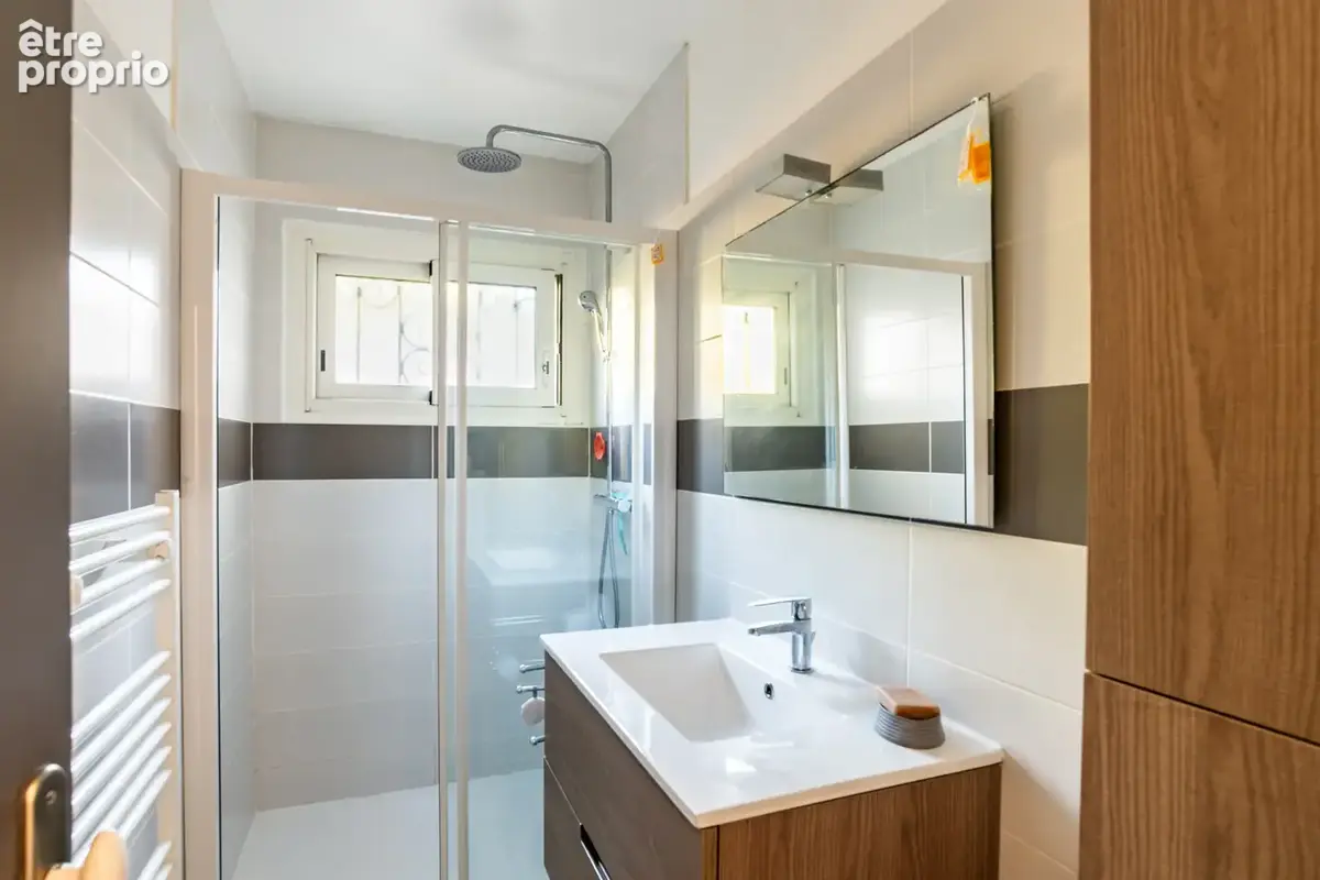 Appartement T3 avec terrasse, proche centre ville. - photo 9