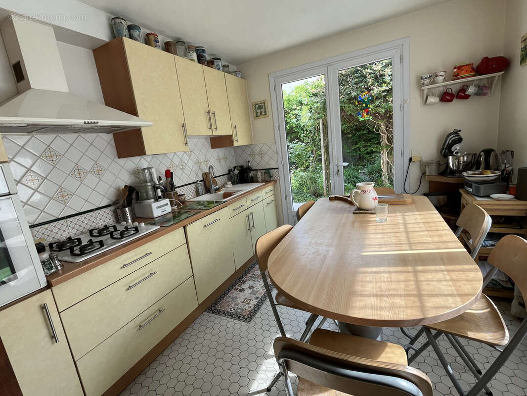 Maison à PONT-SAINTE-MAXENCE