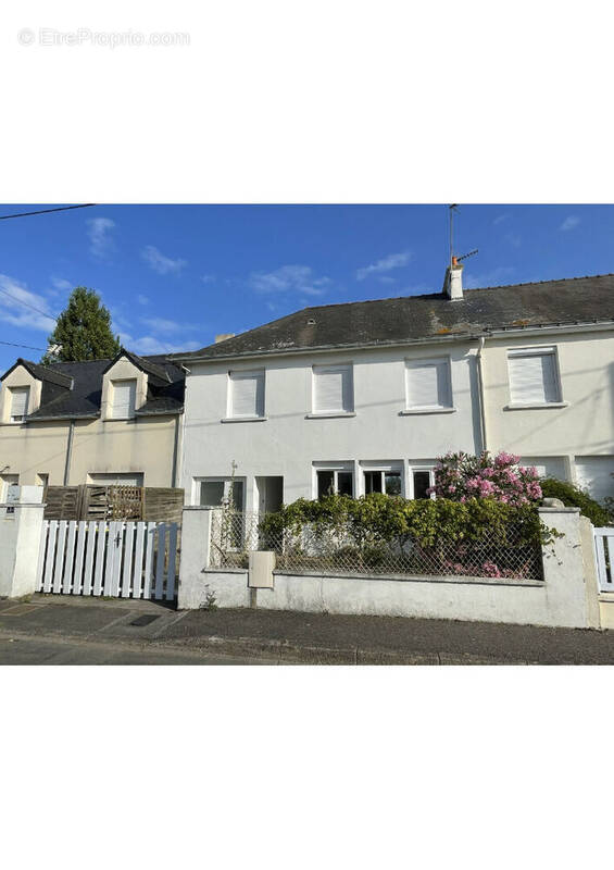 Maison à LE POULIGUEN