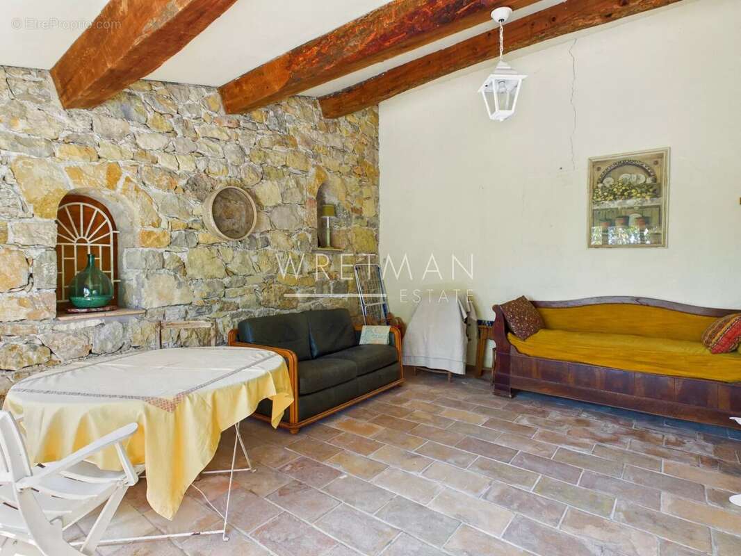 Maison à FAYENCE