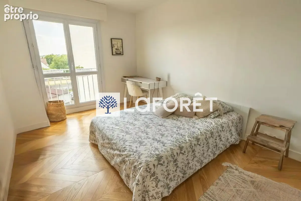 Appartement 5 pièces - 106 m² - Dernier étage avec ascenseur - photo 5