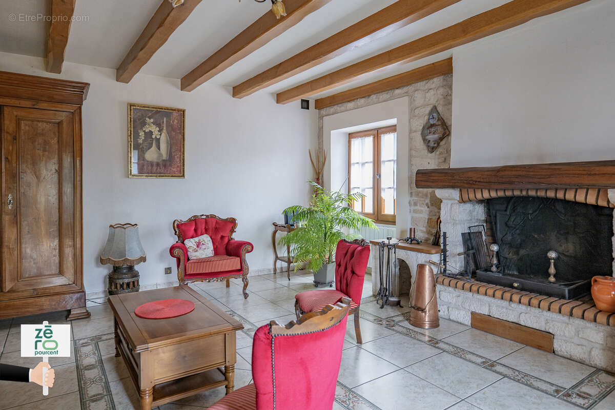 Maison à NALLIERS