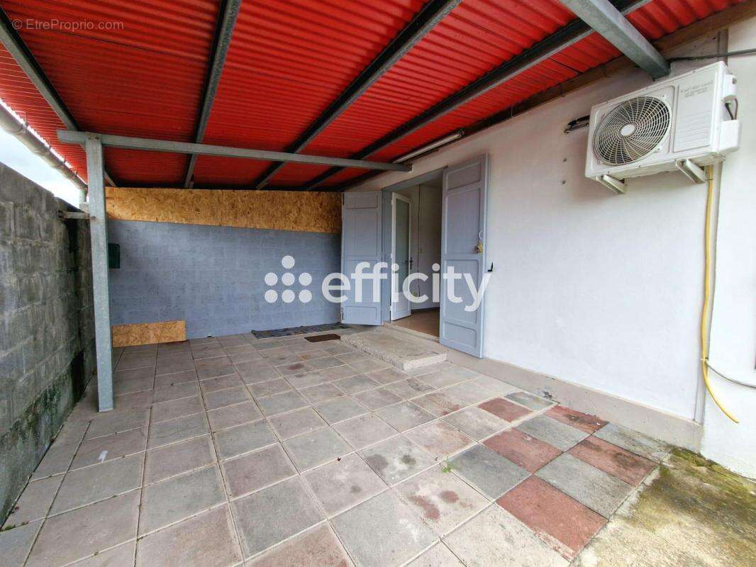 Maison à BRAS-PANON