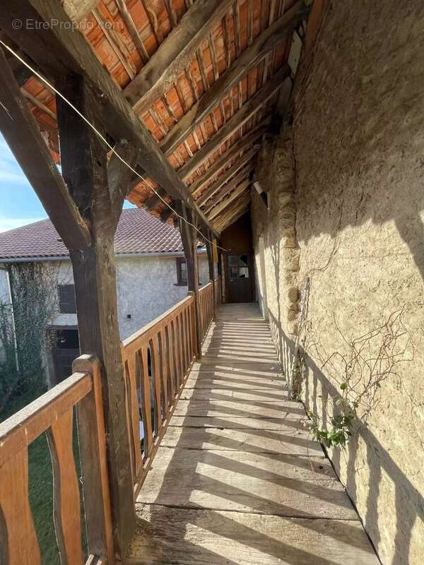 Maison à SAUVETERRE-DE-BEARN