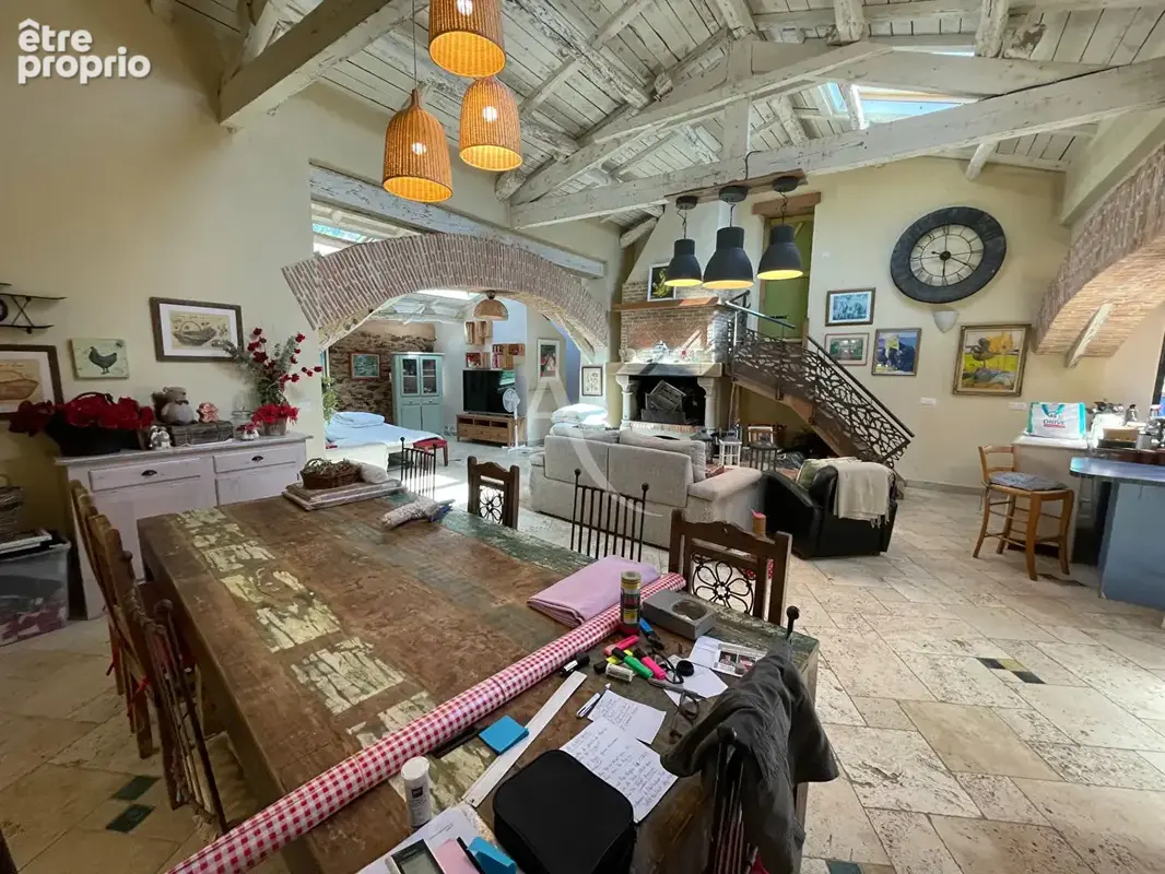 Sainte Gemme, maison de type 7  de 261 m² - photo 4