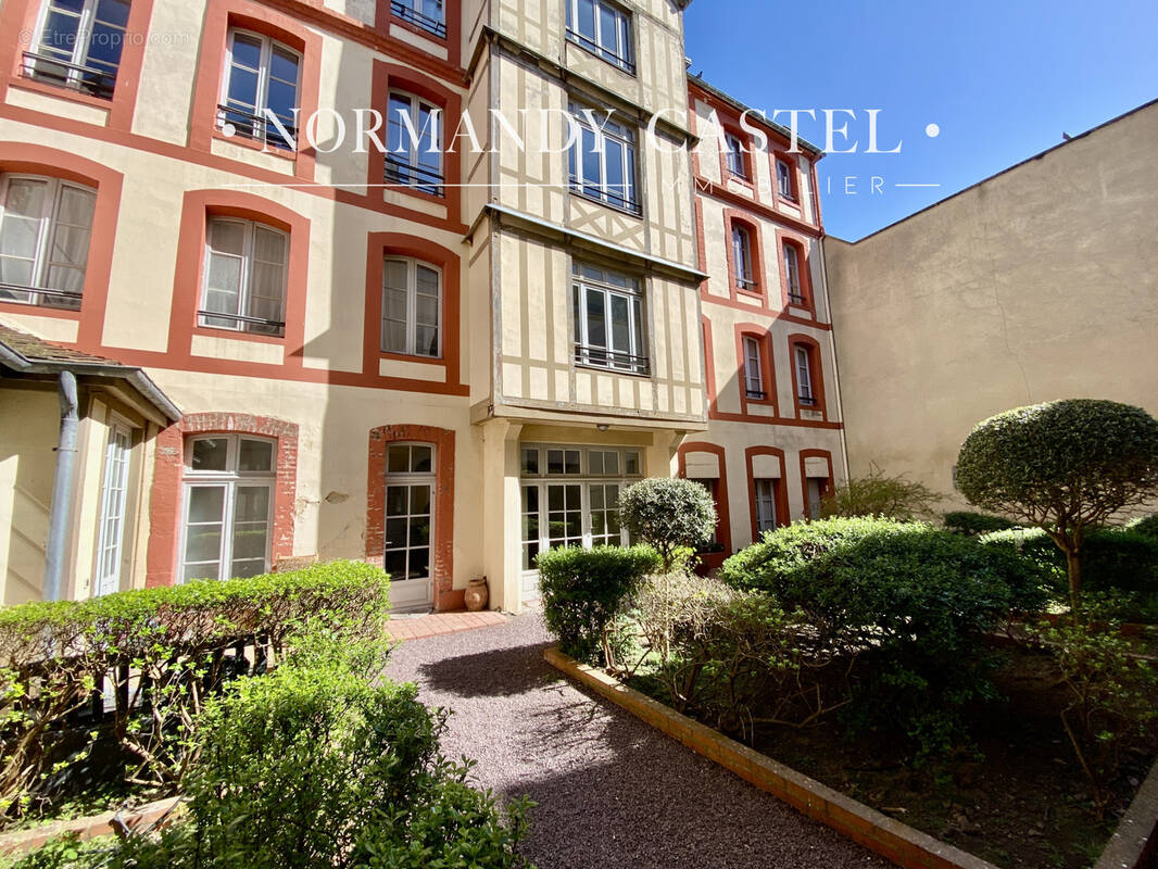 Appartement à TROUVILLE-SUR-MER
