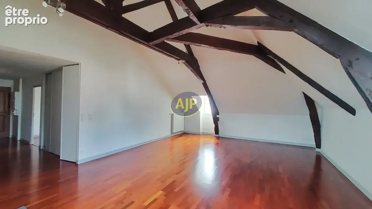 Appartement renove centre ville - 85 m2 (102,89 m2 au sol) - photo 5