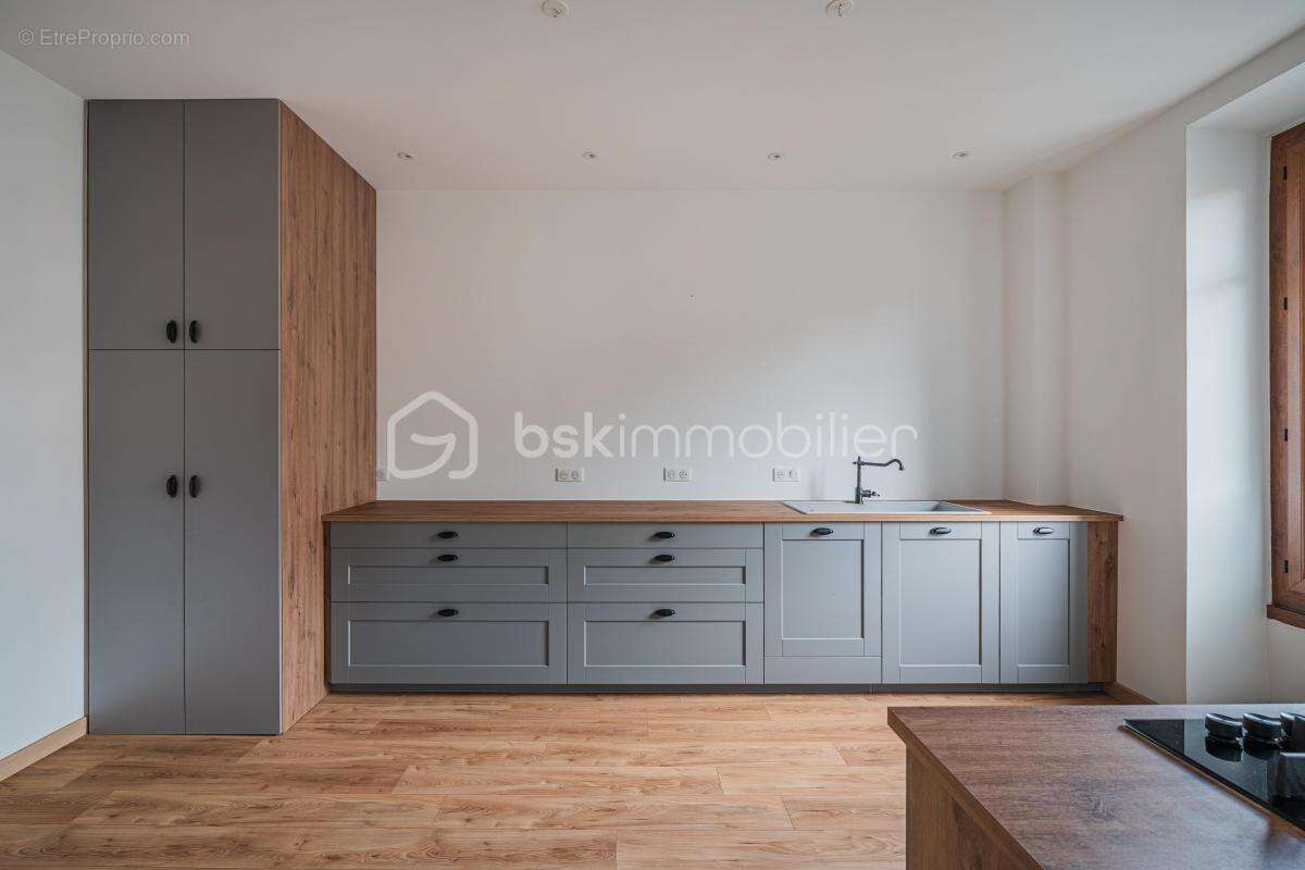 Appartement à AIX-LES-BAINS