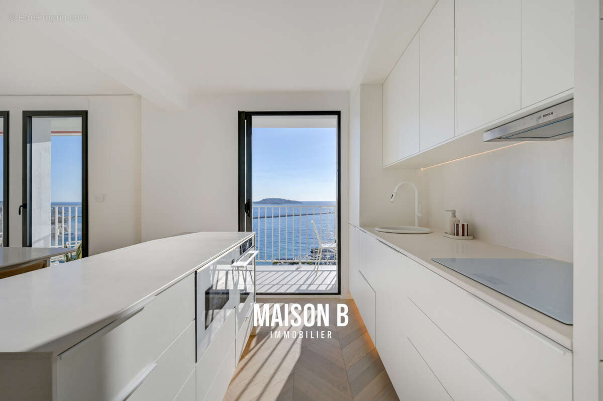 MAISON TWO I Marseille 7ème I Catalans - photo 4