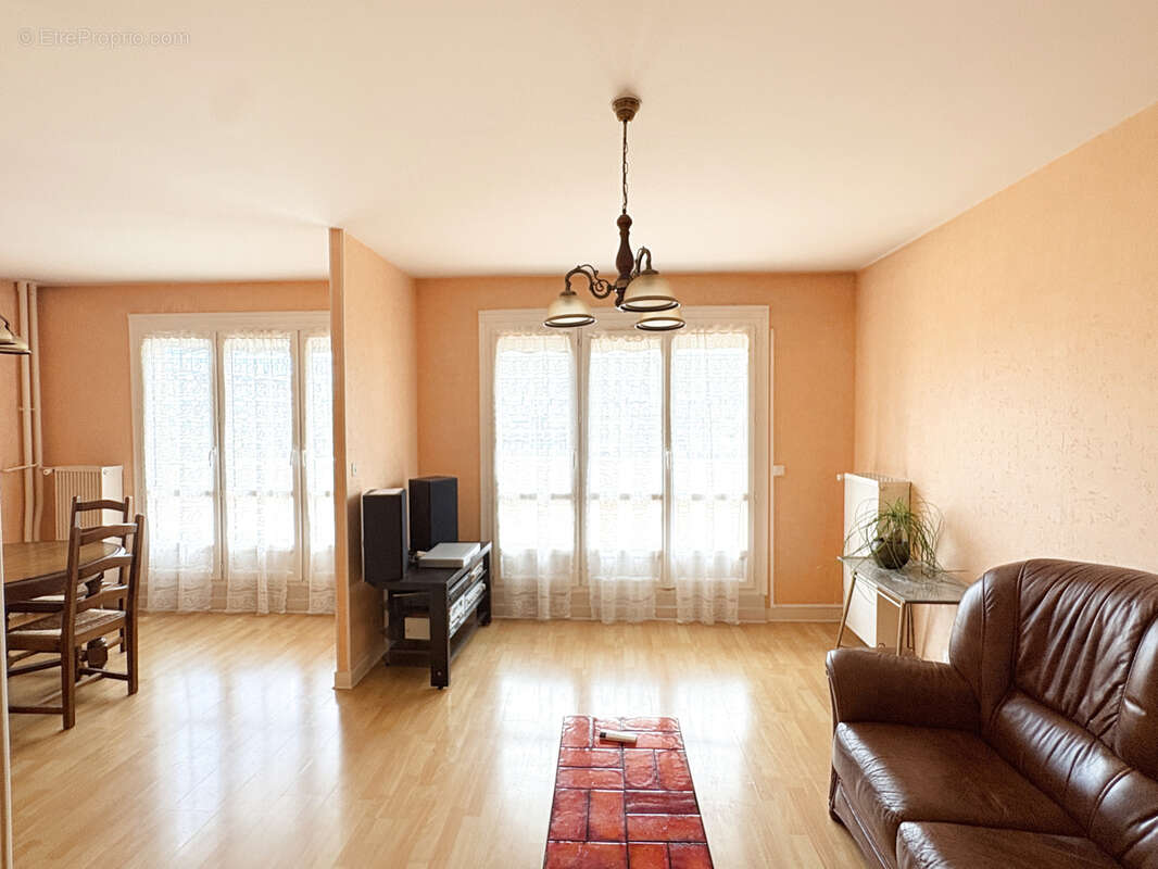 Appartement T4 - photo 4
