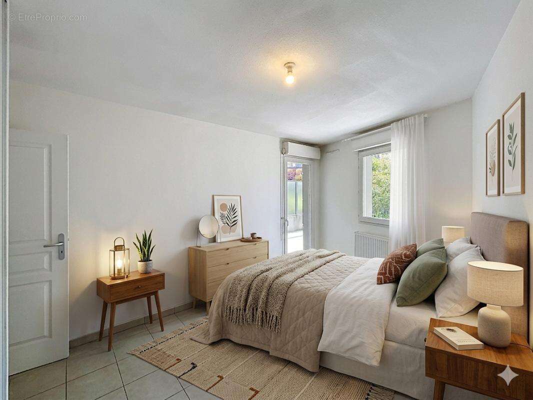 Appartement à MANDELIEU-LA-NAPOULE