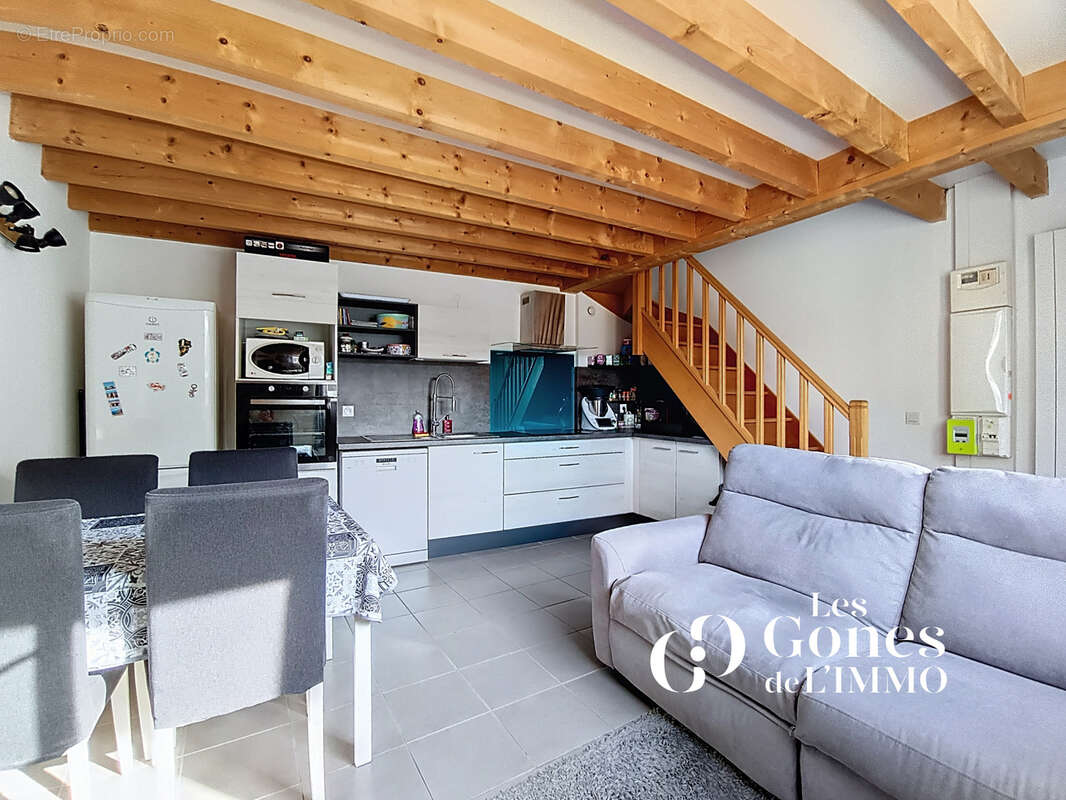 Appartement à BRINDAS