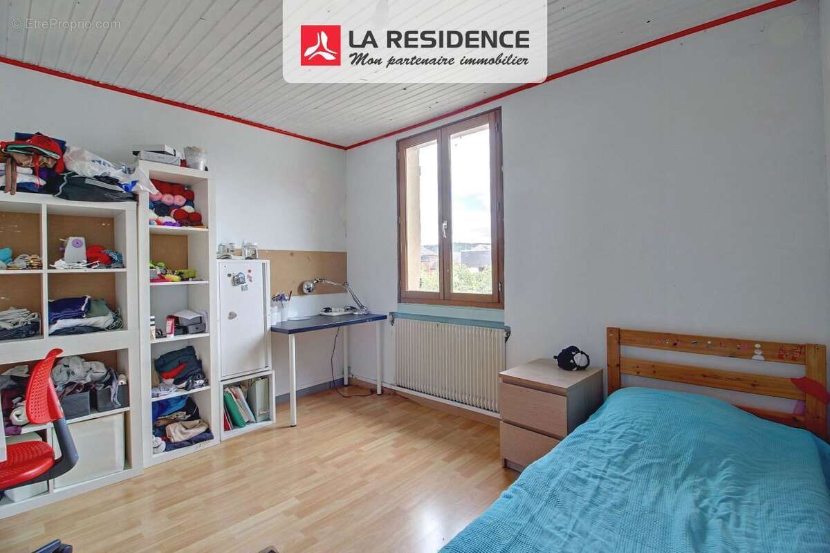 Maison à SAINT-ETIENNE-DU-ROUVRAY