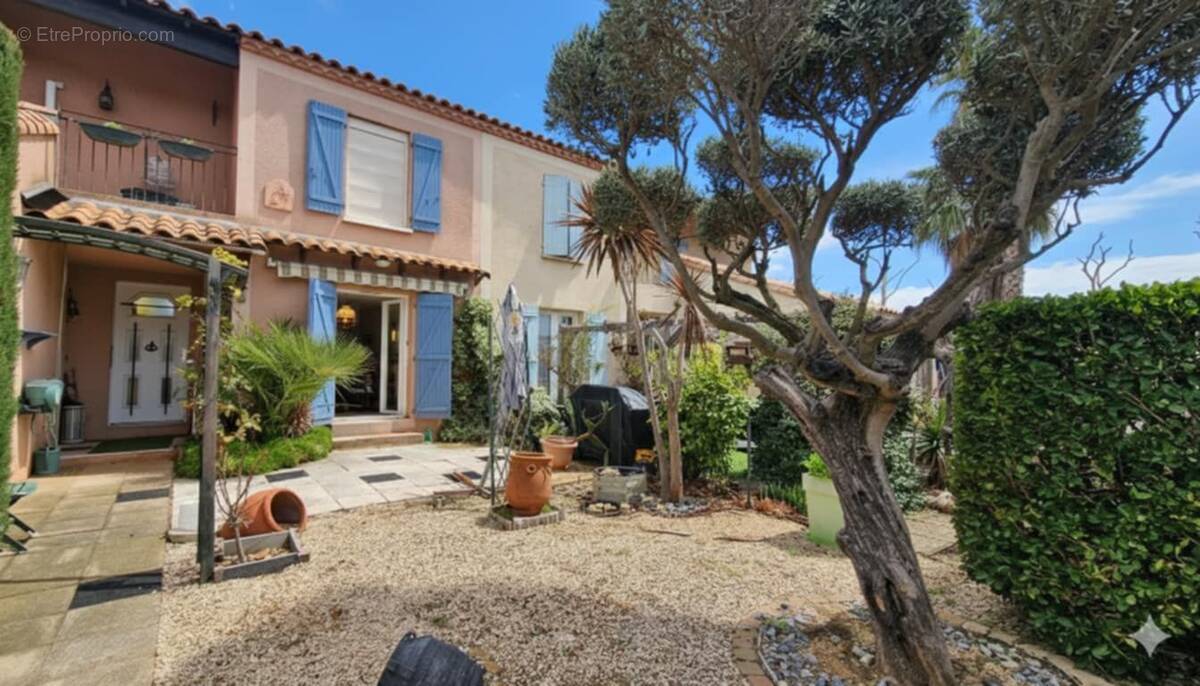 Maison à MEZE
