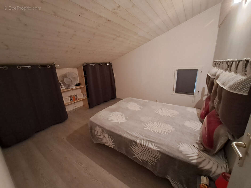 Maison à SAINTE-LIVRADE-SUR-LOT