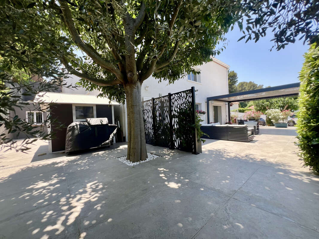 Maison à LA PENNE-SUR-HUVEAUNE