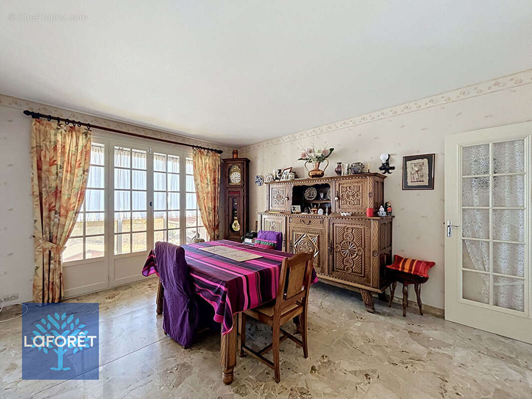 Maison Corbeil Essonnes 6 pièces 157 m2 - terrain 720m² - photo 5