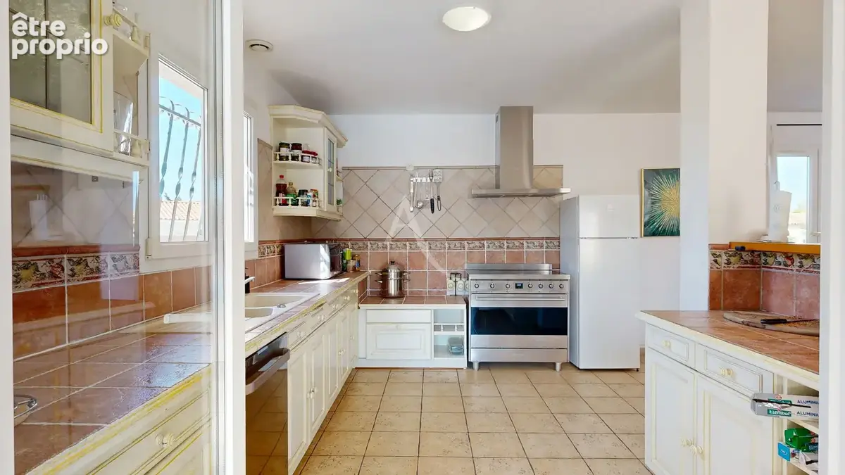 La palme - 4 chambres - parc 1 510 m² - piscine - 103 m² d'annexes - photo 5