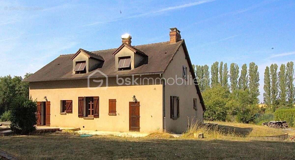 Maison à COURTENAY